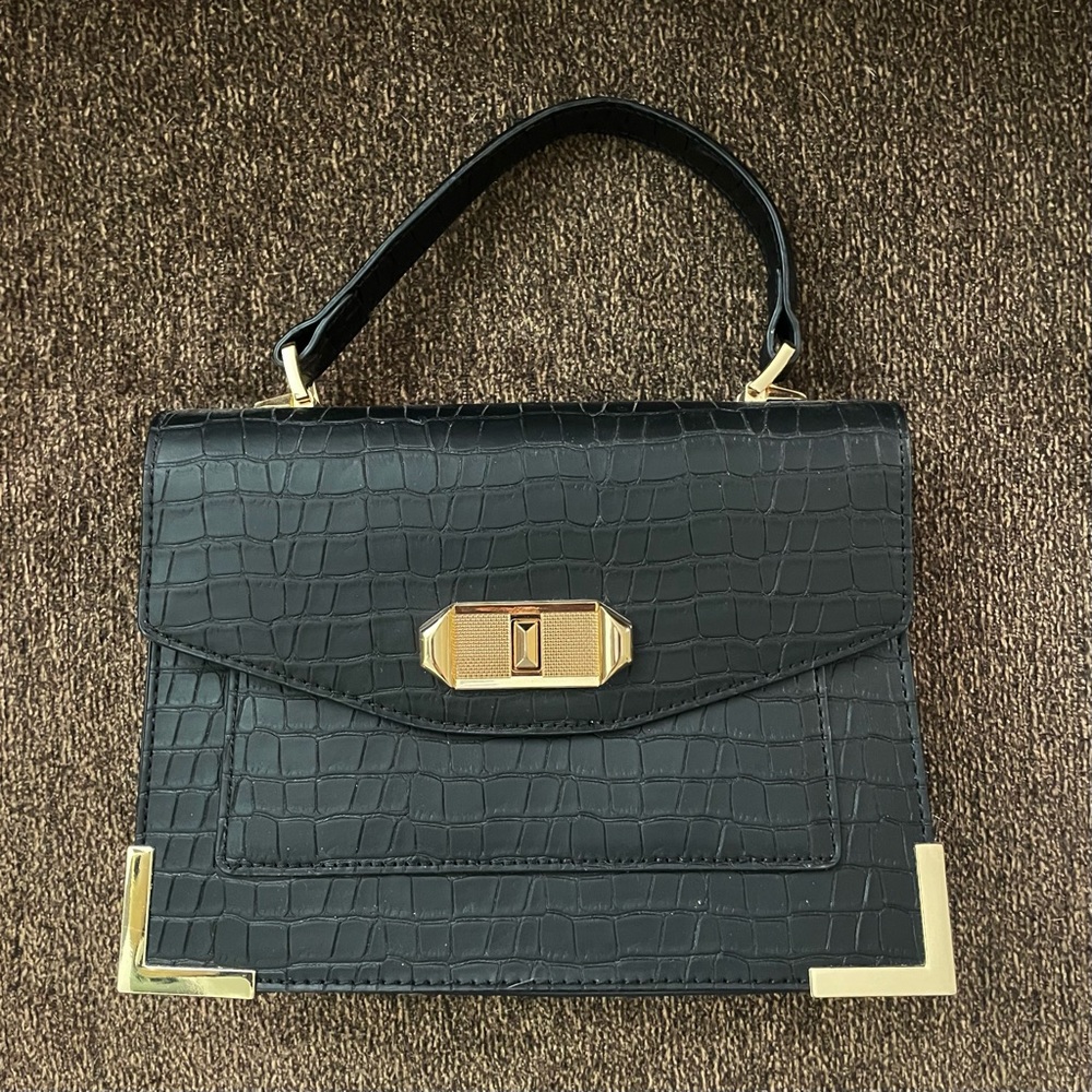 Black Purse